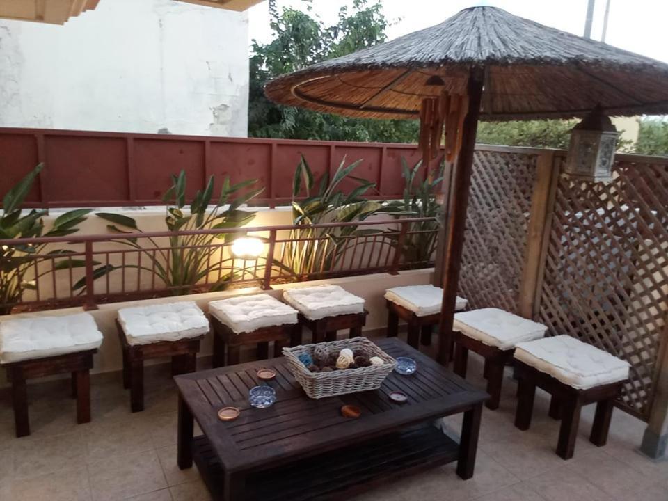 Villa Avatos - Near To The Port Of Rafina And The Airport Of Athens Agios Spyridon  Exterior foto